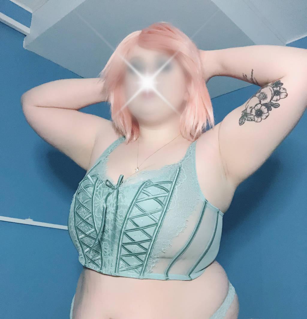 *New Location* alt princess ready to please