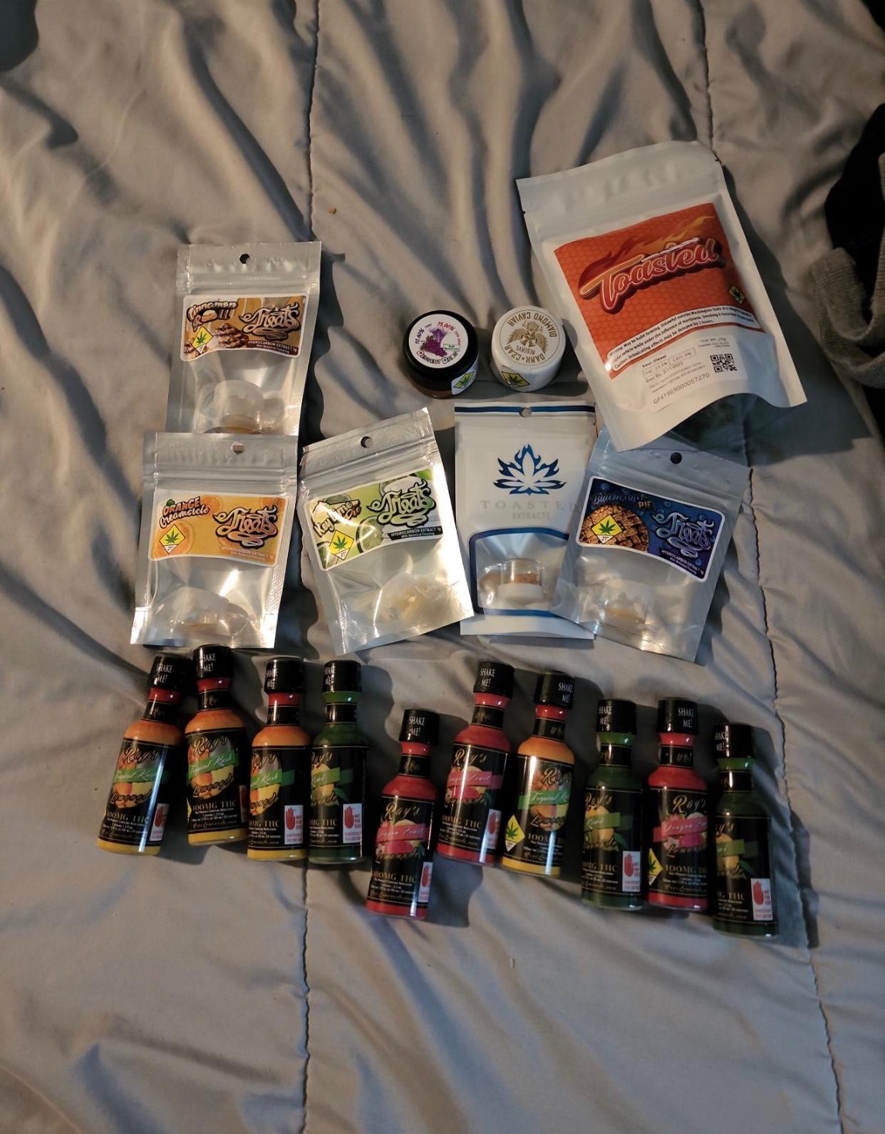 HOOKUP SEX AND SELL DRUGS 😘😘😘🍑🍑🍑