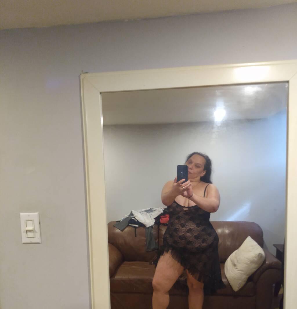 MILF bbw très chaude et sensuelle