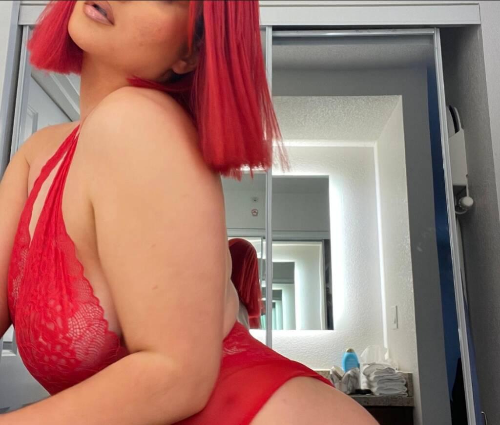 DOWNTOWN HAMILTON?? DEALS ON HH TILL 12 DUOS & ANAL