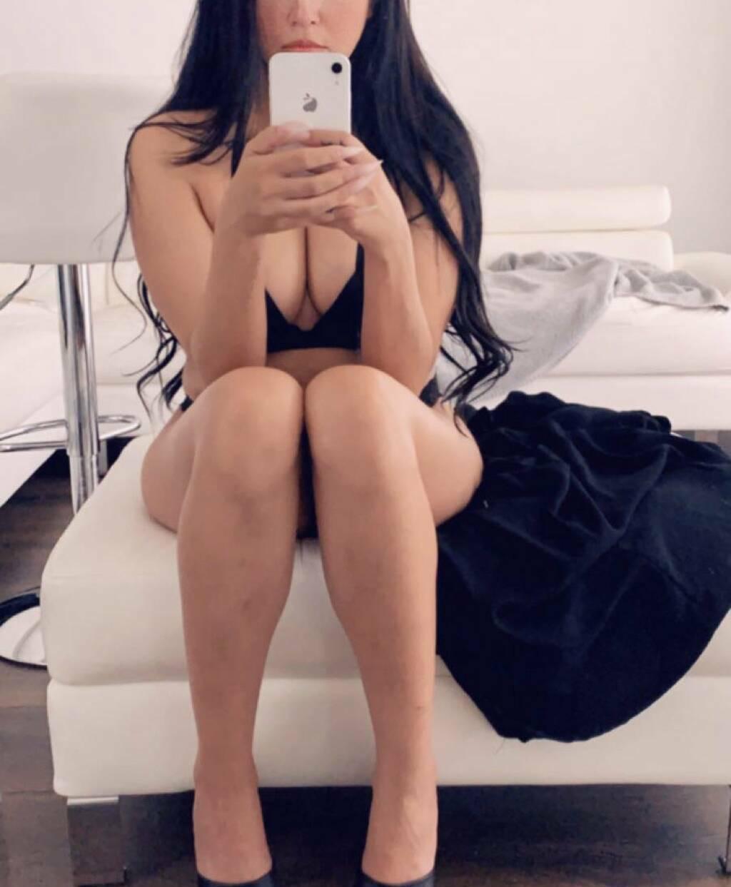 CuM wArM uP wItH aLiNa!!