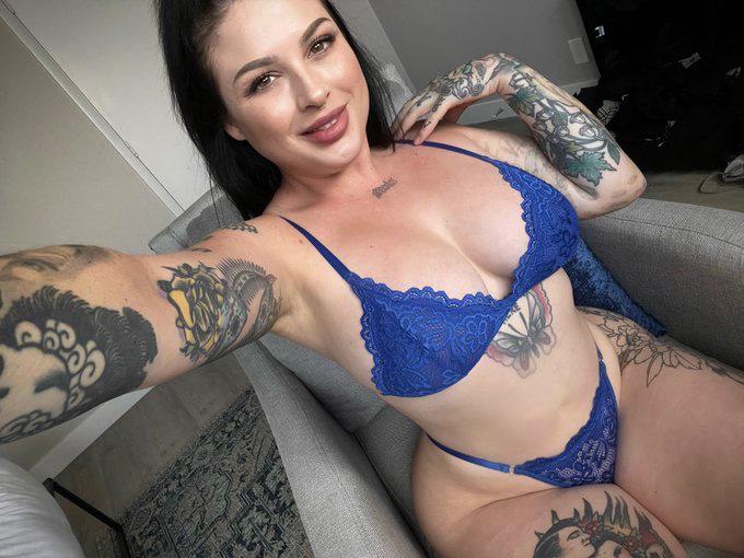 I’m available for hookup