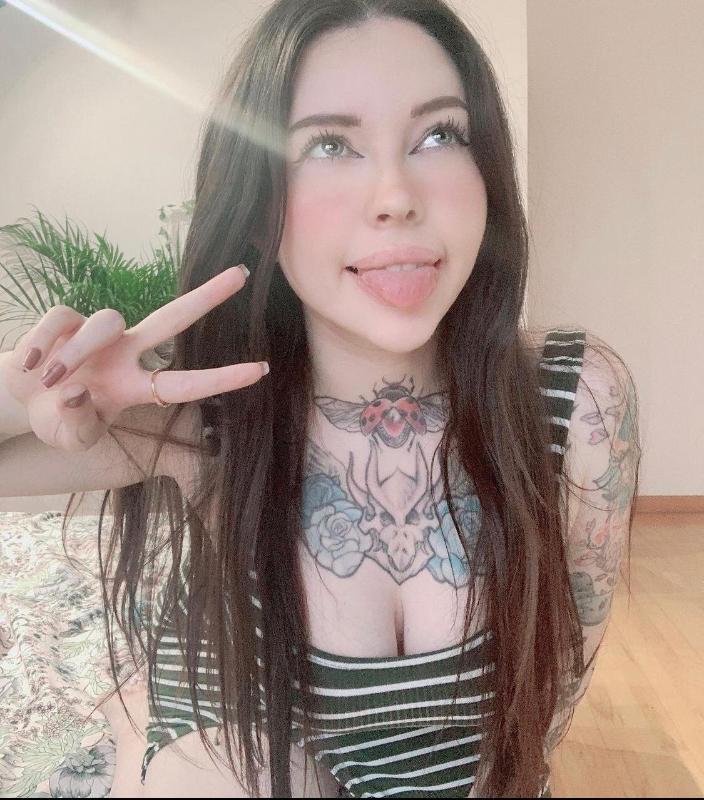 Are you stressed and need Some hot reliever? I’m a horny mature girl, I love squ