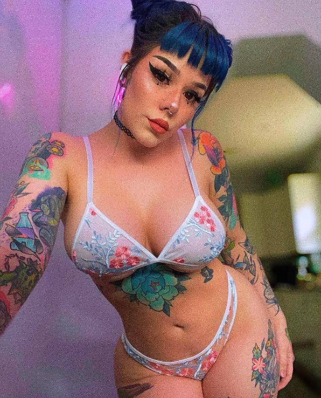 Hookup to Fuck 🍆🍑🍆🍑🍆🍑💦