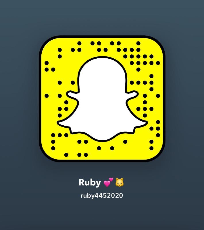 Hot naughty local slut 🍑 available for fun 🍆💦