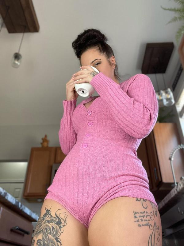 AVAILABLE FOR INCALL OUTCALL AND CAR DATES NOW