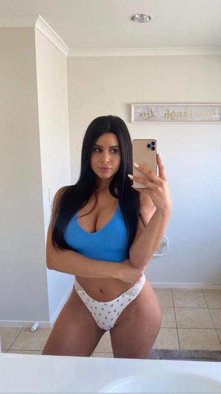Private escort/ Nuru masseuse