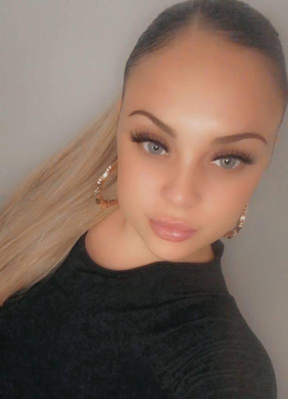 𝐹𝑅𝐸𝐴𝐾𝑌𝑠𝑒𝑥𝑦𝐸𝐿𝐿𝑖 IN & OUTCALLS AVAILABLE NOW