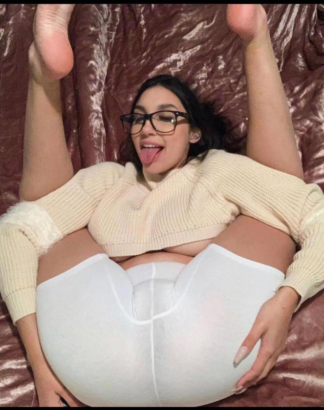 Hookup and Massages add me up on Snapchat : kholexoxo20 🥰🥰& 7472351341
