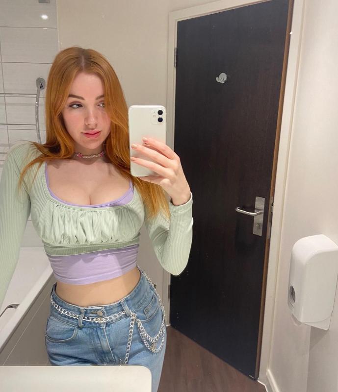 Hey there I’m available to have fun 🥰🍆🍆🍆